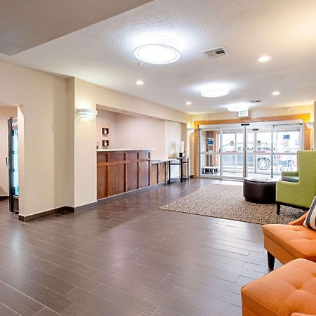 Comfort Inn & Suites And Suites Fredericksburg Exteriér fotografie
