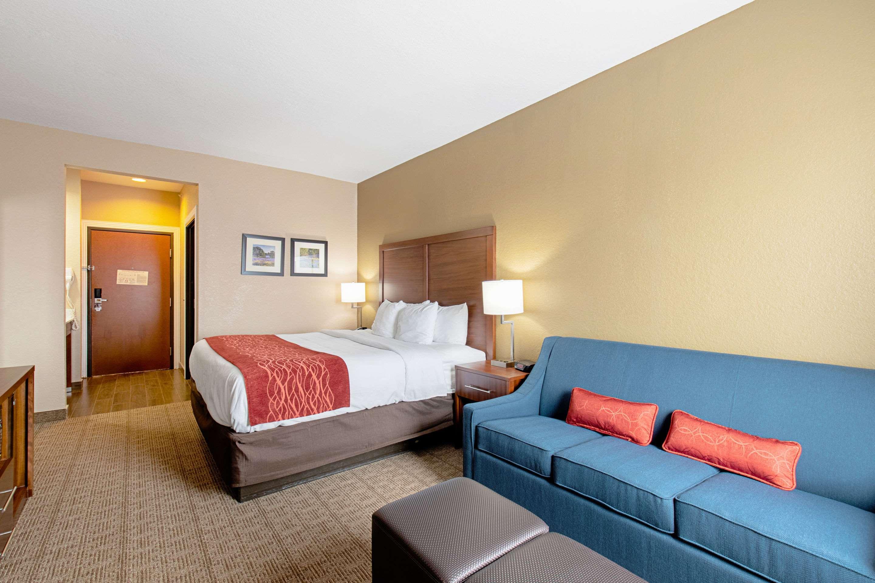 Comfort Inn & Suites And Suites Fredericksburg Exteriér fotografie