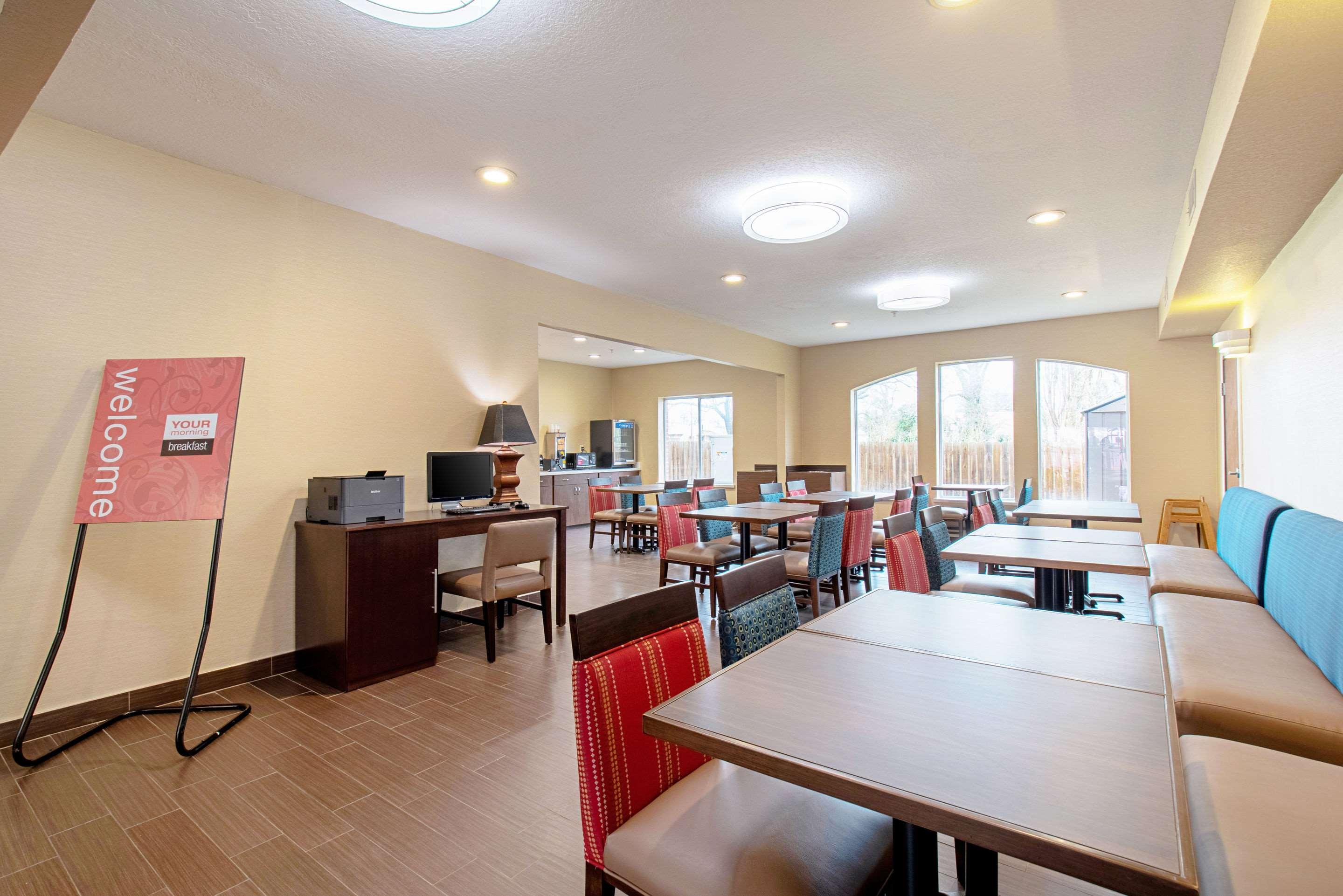 Comfort Inn & Suites And Suites Fredericksburg Exteriér fotografie