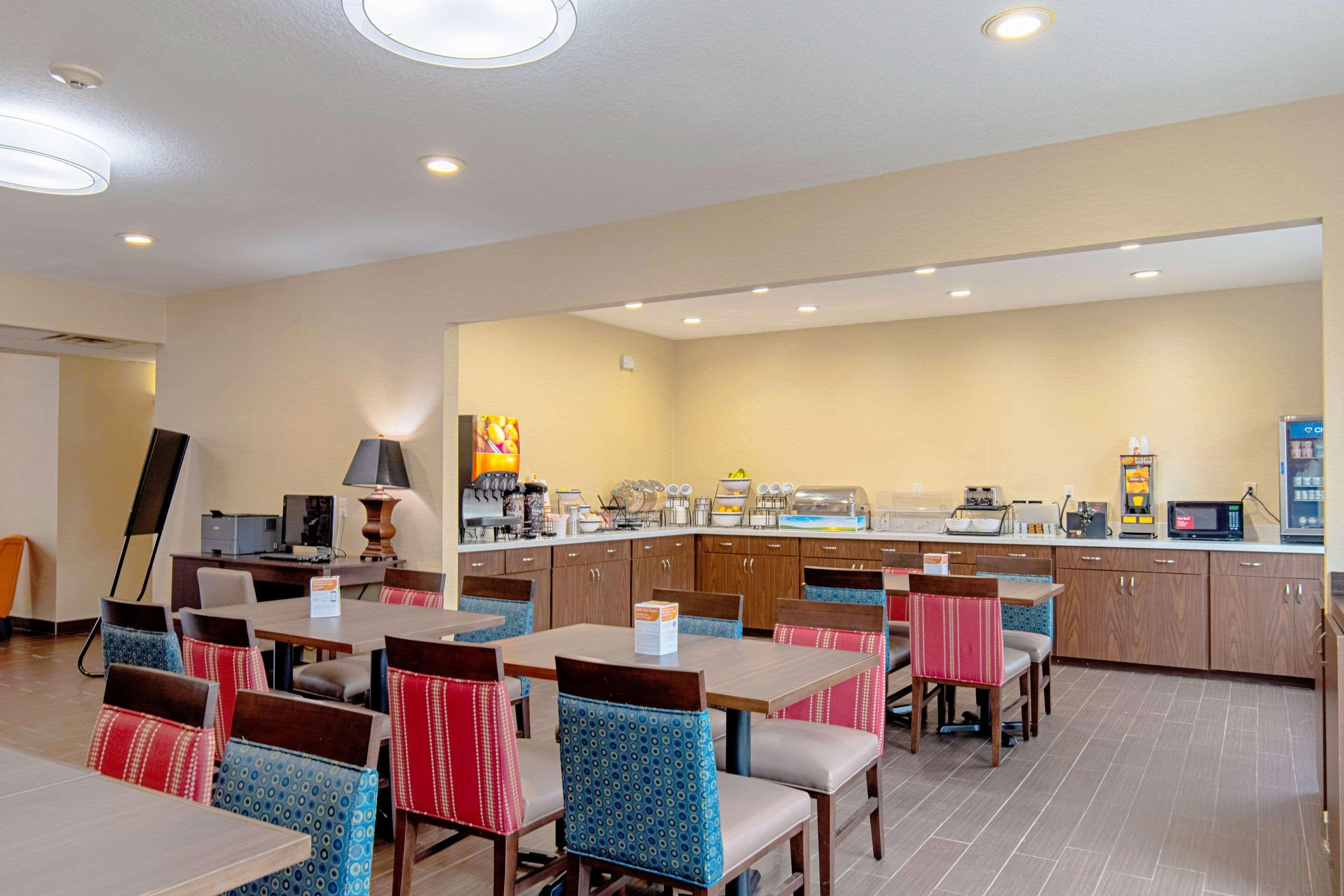 Comfort Inn & Suites And Suites Fredericksburg Exteriér fotografie