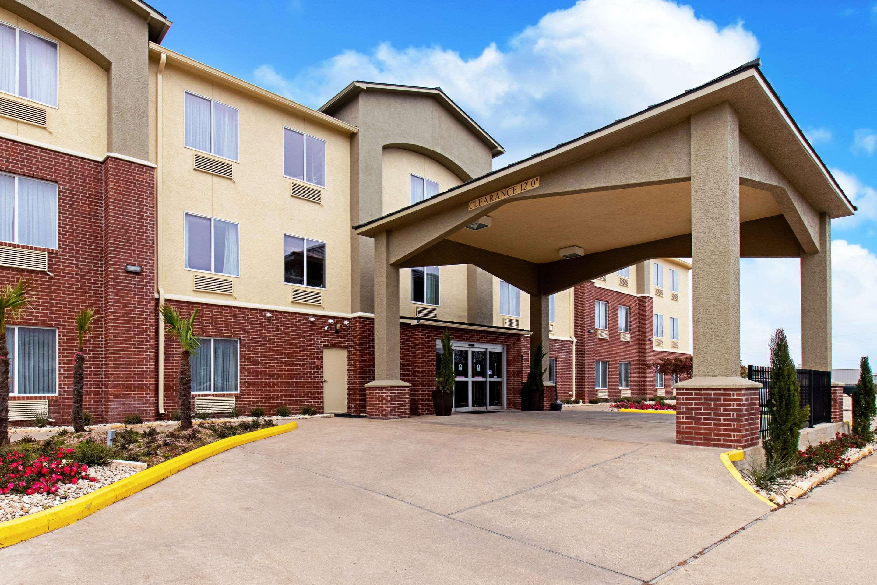 Comfort Inn & Suites And Suites Fredericksburg Exteriér fotografie