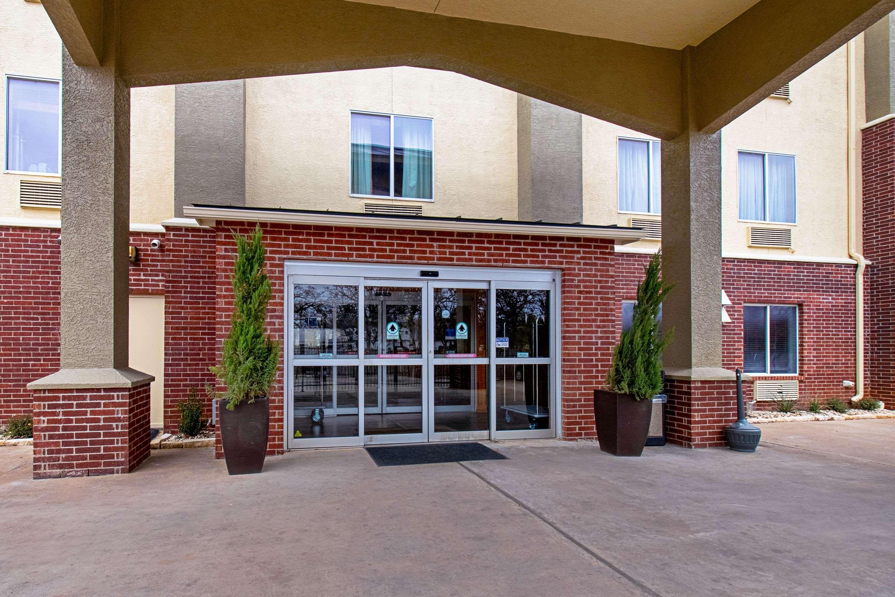 Comfort Inn & Suites And Suites Fredericksburg Exteriér fotografie